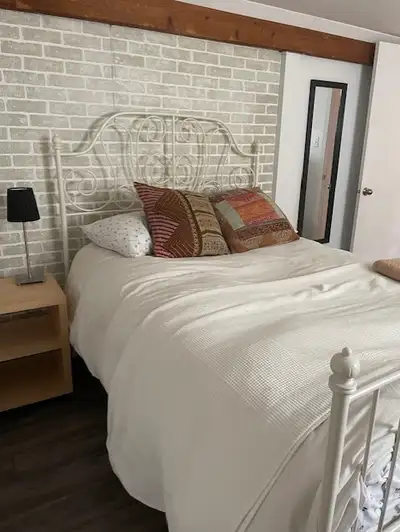 Très belle chambre à louer dans une maison privée à Boucherville