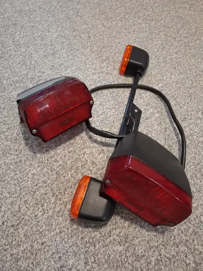 2 tail lights and one set of turn signals for BMW airheads - r60 to r100