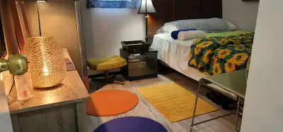 Private room to rent in Mississauga Airport and Derry Road East