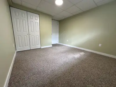 - Available immediately in sharing & private. -Rent: Sharing(2 girls in total) -$450 - Rent: Private...