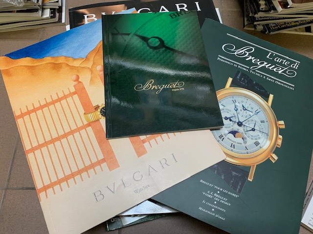 Catalogues et magazines MONTRES de collection de grande marque dans Bijoux et montres  à Ville de Montréal