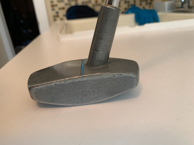 Pick Up Putter Right Hand in Golf in Markham / York Region - Image 3