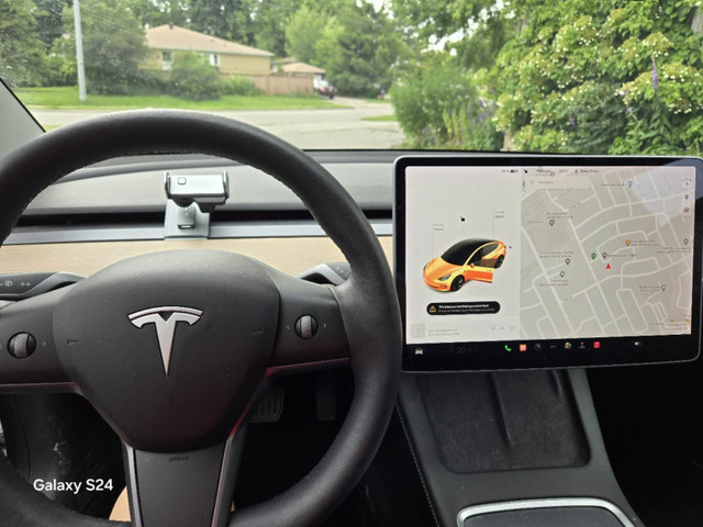 Late 2021 Tesla Model 3 Standard Range Plus, only 49,200km in Cars & Trucks in Markham / York Region - Image 4