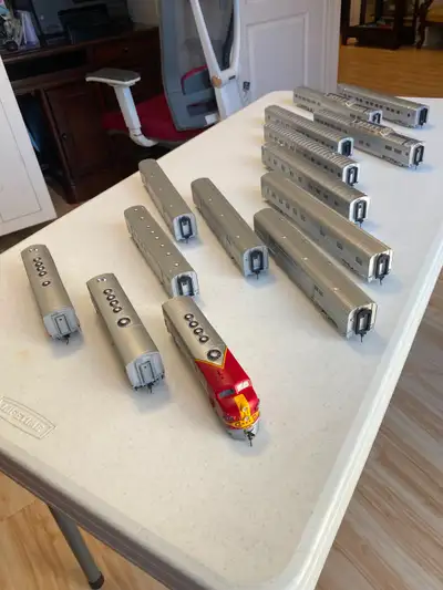 COMPLETE Ho Santa Fe Train Set, View more