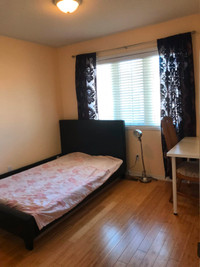 Room and Exclusive Washroom for Rent in Oakville