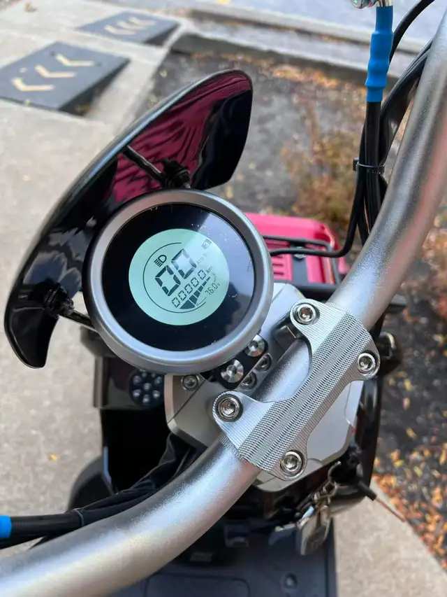 EMMO MONSTER 72V/20 Red | $679 OFF | Tailbox Included in eBike in Mississauga / Peel Region - Image 5