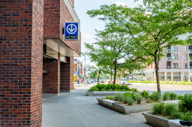 Triplex situé à deux pas du Métro JEAN-TALON, Double Occupation dans Maisons à vendre  à Ville de Montréal - Image 3