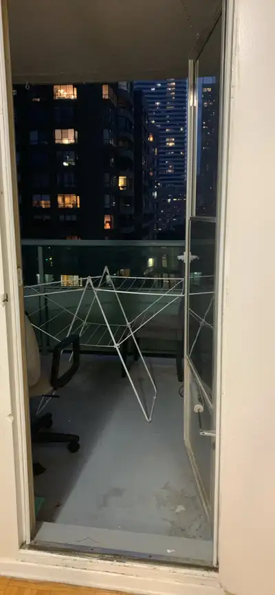Studio apartment short term available immediately