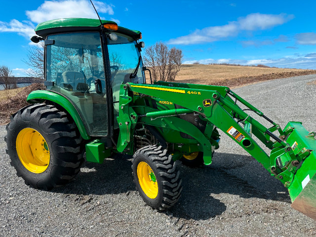 2018 John Deere 4052R Utility Tractor 4WD in Farming Equipment in New Glasgow