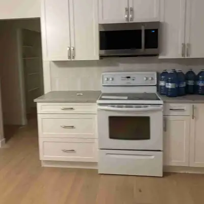 I have left over tile from my kitchen backsplash. It’s beautiful, slight wave pattern in gradient cr...