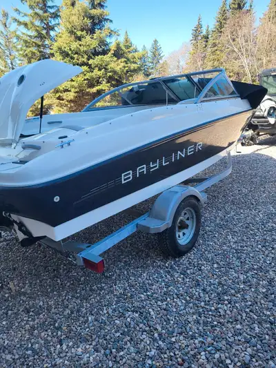 2011 model 175 Bayliner inboard boat. It has a 3 liter mercruiser motor, powered trim and tilt. Swim...