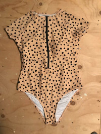 Women's Size M Cupshie Bathing suit