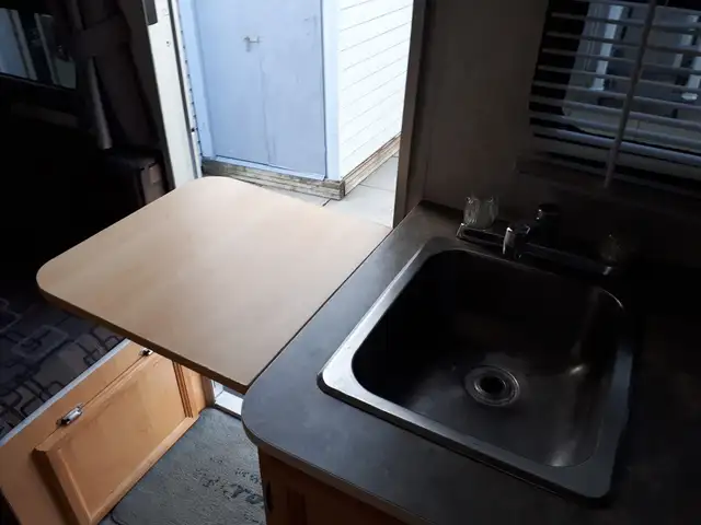 Roulotte Prolite Evasion 2012 in RVs & Motorhomes in Québec City - Image 7