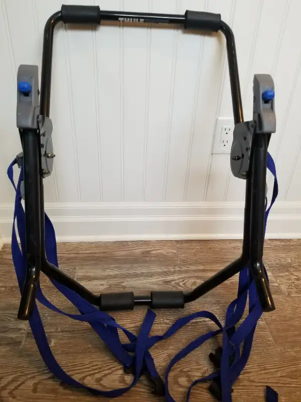 Porte-vélos de coffre Thule pour 2 vélos in Other in Laurentides - Image 8