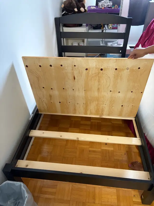 Twin bed frame plus planks and mattress 