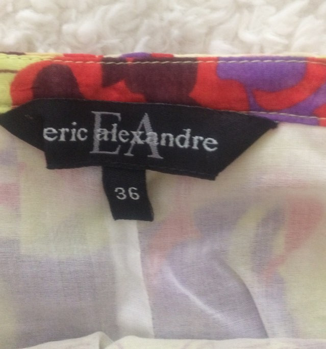 Eric Alexandre Wild Print Skirt Size 36 in Women's - Dresses & Skirts in Saskatoon - Image 2