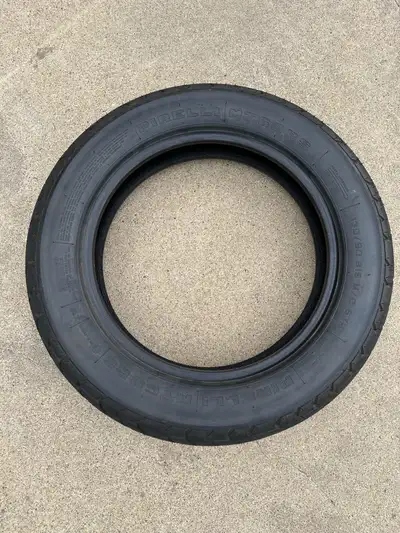 Front tire in good condition 3/16 tread left. Bike had 4500 km when changed out because rear tire to...