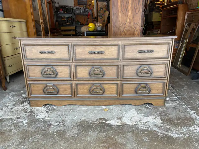 9 Drawer Dresser in Dressers & Wardrobes in Peterborough - Image 11