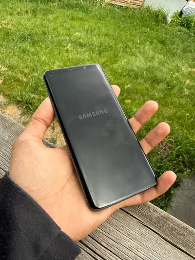 Samsung S9+ | Unlocked | 64GB/6GB Ram, View more