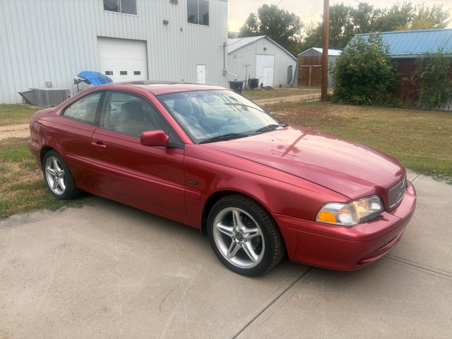 Volvo C70 in Cars & Trucks in Calgary
