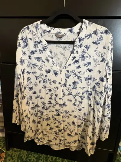 woman’s tops , View more