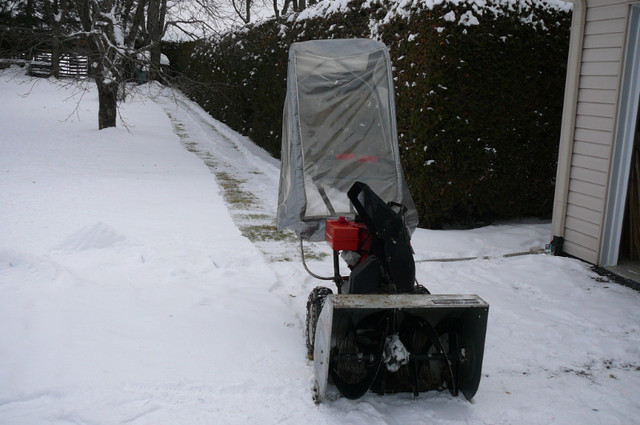 Souffleuse à neige dans Tondeuses et souffleuses  à St-Georges-de-Beauce
