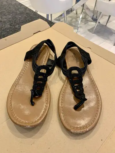 Sandals (Size 8), View more