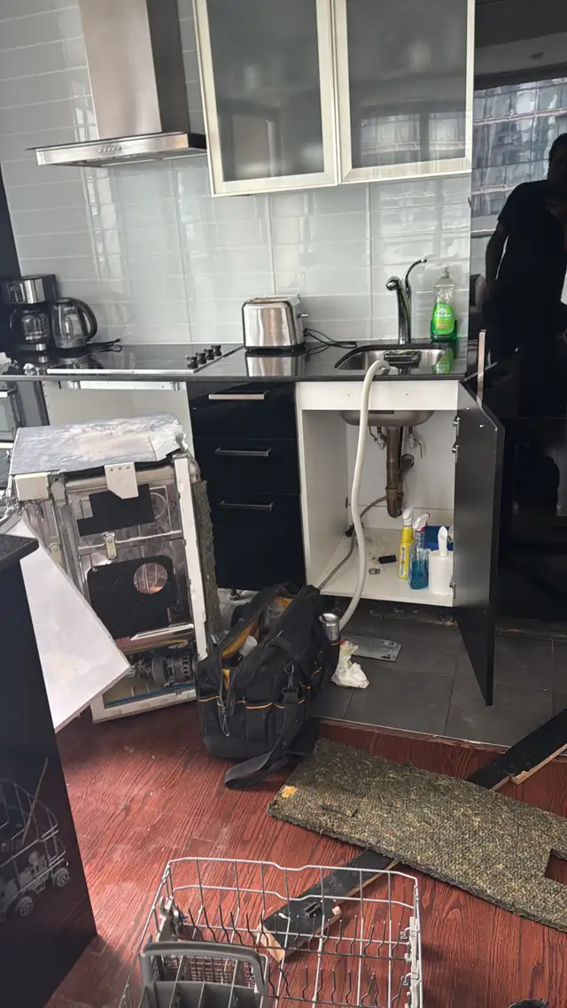 Experienced Handyman in Renovations, General Contracting & Handyman in City of Toronto - Image 13
