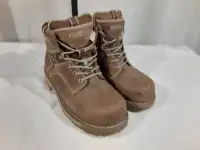 Woman's work boots