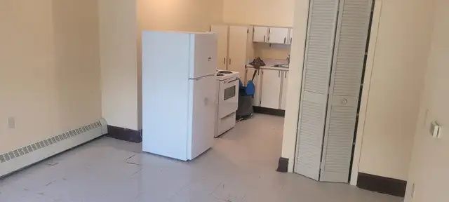 Experienced Painter looking for work in Construction & Trades in City of Halifax - Image 4