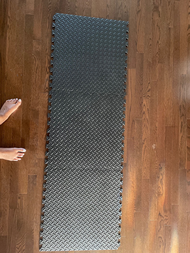 Fitness mat in Other in La Ronge - Image 2
