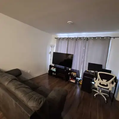 3½ Apartment for Rent – Châteauguay $1,100/month Lease transfer • Credit check required by building...