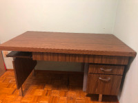 Computer table