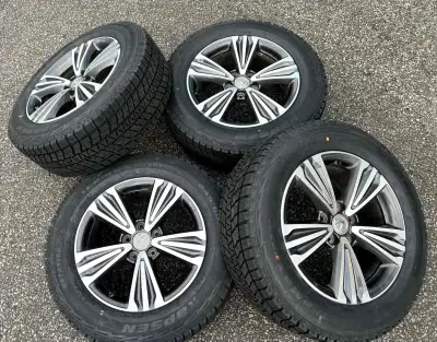Selling a set of 18 inch original Acura MDX Winter Tires Package Brand New Kapsen RW501 Snow Tires 2...