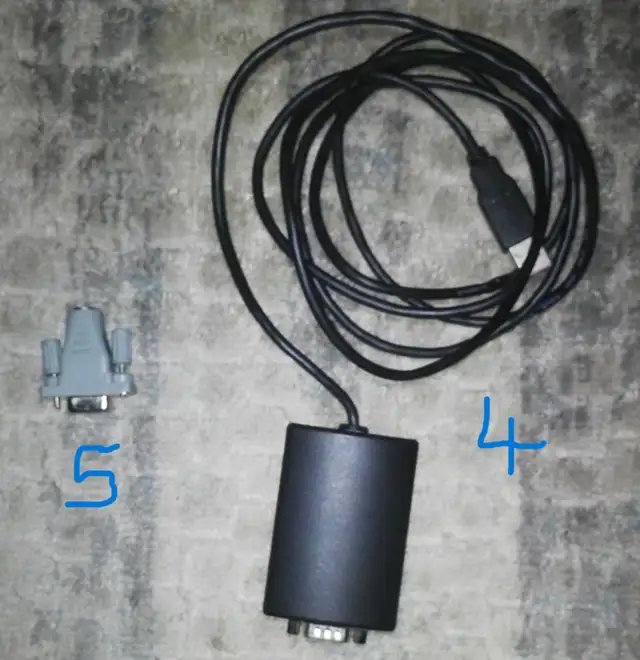 Serial cables and adapters587819984524431361