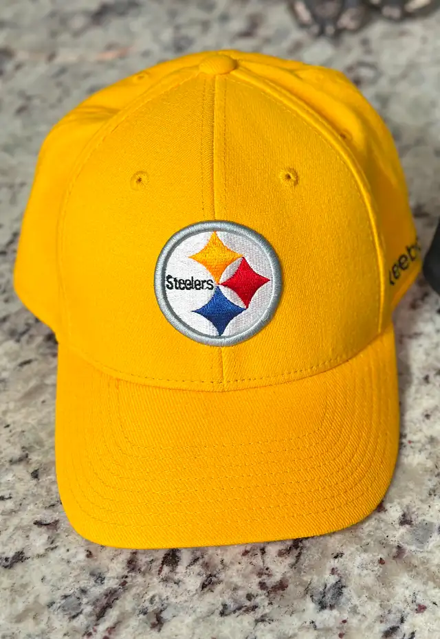 Pittsburgh Steelers Hats in Men's in Calgary - Image 10