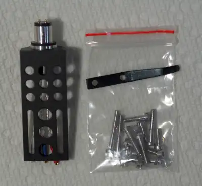 CNC Manufactured Turntable Aluminum Headshells New, Current Manufacture Lightweight Headshells 4 pro...