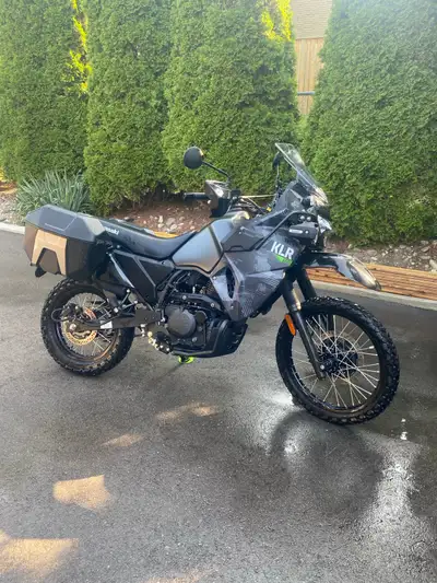 For sale 2023 Kawasaki 650 Adventure only 1563 klm Next to New Almost new cond lightly used, $9,000...