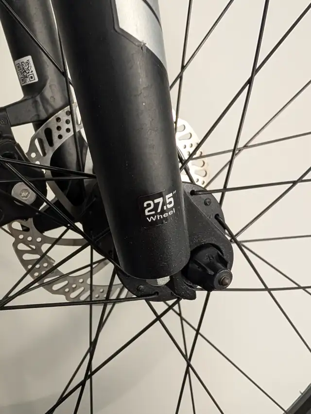 TREK Marlin 4 mountain bike in Mountain in Kitchener / Waterloo - Image 10