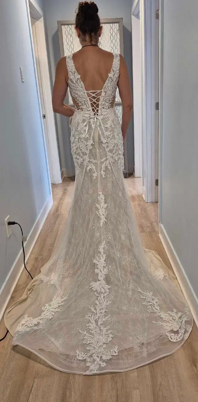 Experienced Seamstress555654727084943364