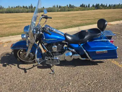 1996 Road King is extremely low mileage, and in perfect as-new condition Only 32,176 Miles since new...