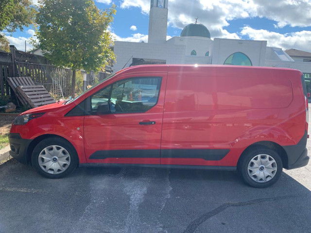 Ford transit connect 2016 in Cars & Trucks in Oshawa / Durham Region - Image 3