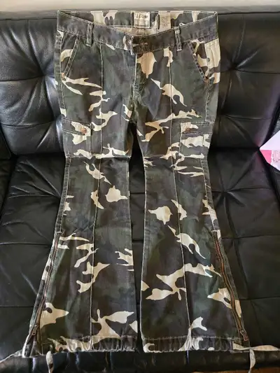 Women's Cargo Pants, View more