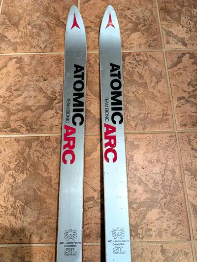 Vintage Atomic ARC Downhill Skis, View more