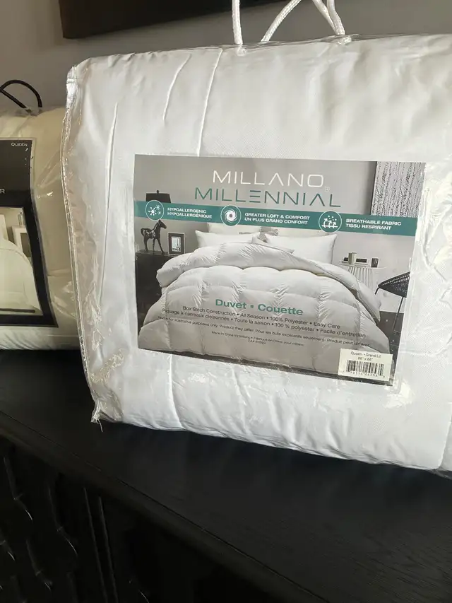 Down alternative comforter - New in Bedding in Stratford - Image 3