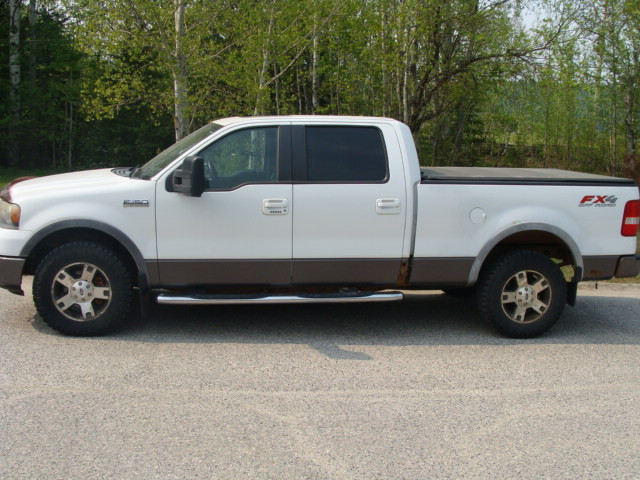 2007 F150 4x4 Crew Cab 5.4L Triton in Cars & Trucks in Thunder Bay