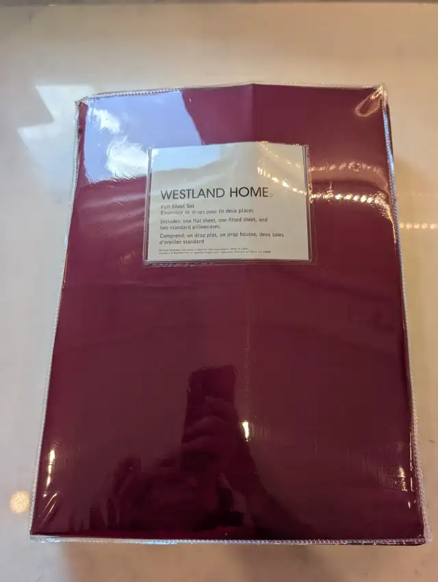 New Westland Home Full Sheet Set, 400 Thred Count, 100% Cotton in Bedding in Markham / York Region - Image 3