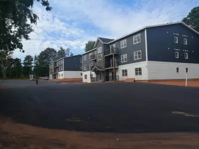 One Year New Apartment Available in Montague 2 Bedrooms