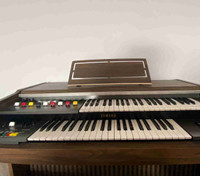 Vintage YAMAHA Organ