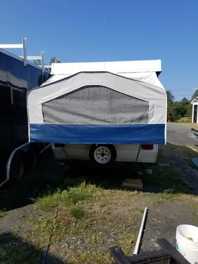Selling a 2001 Flagstaff tent trailer in excellent condition. Recent mvi.queen and double beds,table...